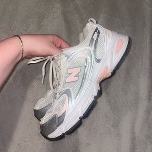 Size 9 US W/ 7.5 US M Pink/white/silver New Balance 530s (NB530s)